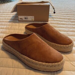 Vince Ulla Tan Suede shoes